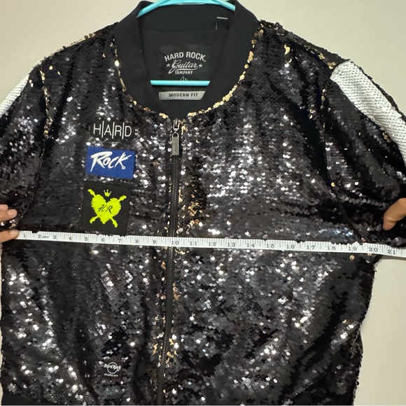 Hard Rock Cafe Black and Gold Sequin Jacket - Picture 6 of 14